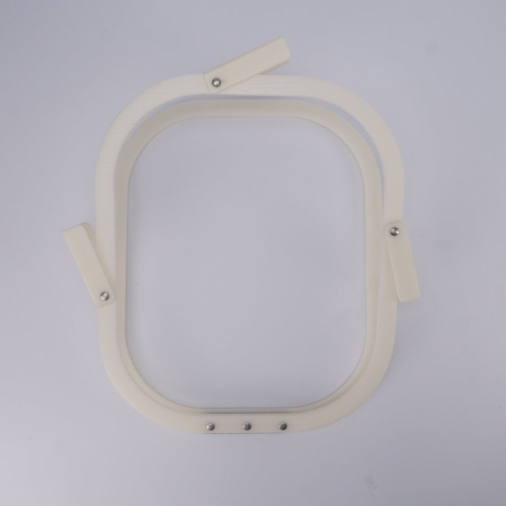 IHI Molding Frame - International Hairgoods