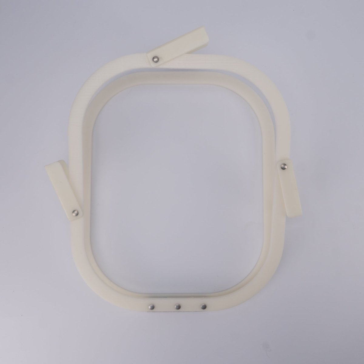 IHI Molding Frame - International Hairgoods